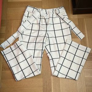 NY & Company windowpane print bootcut pants. White/black. Size 12